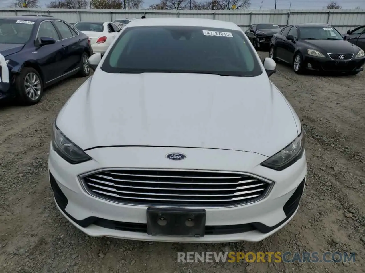 5 fotografías del automóvil dañado 3FA6P0LU2KR119777 FORD FUSION 2019