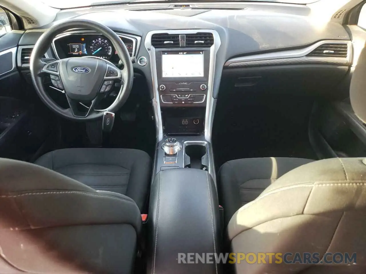 8 fotografías del automóvil dañado 3FA6P0LU2KR236825 FORD FUSION 2019