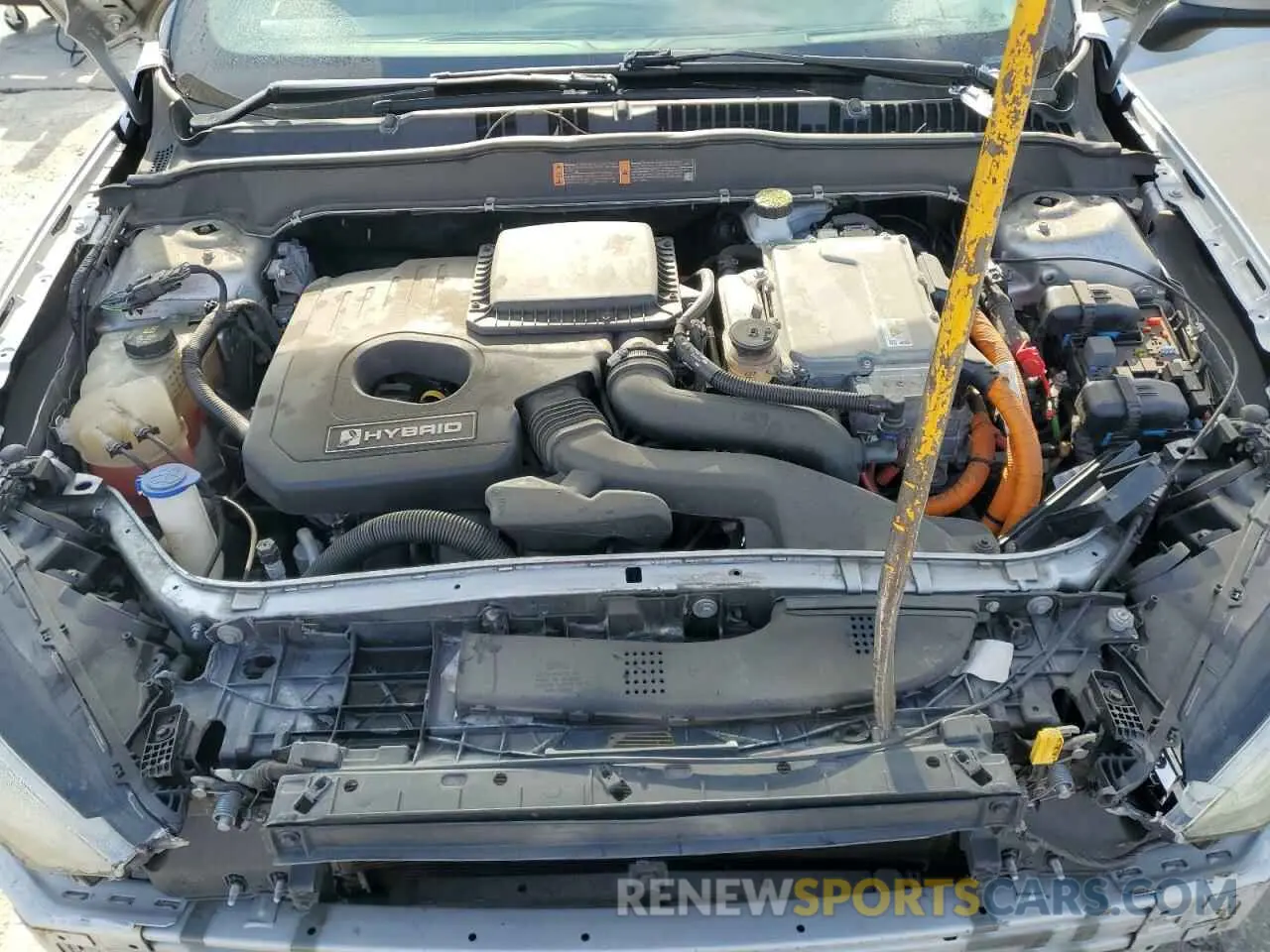 13 fotografías del automóvil dañado 3FA6P0LU2KR261708 FORD FUSION 2019
