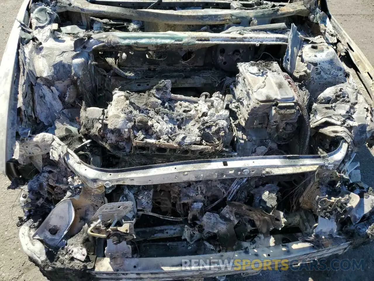 12 fotografías del automóvil dañado 3FA6P0LU2KR272093 FORD FUSION 2019