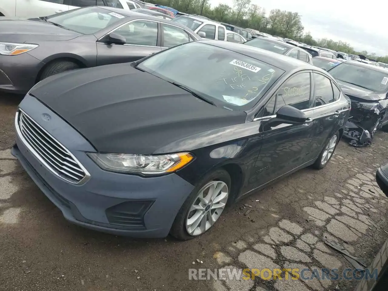 1 fotografías del automóvil dañado 3FA6P0LU3KR167210 FORD FUSION 2019