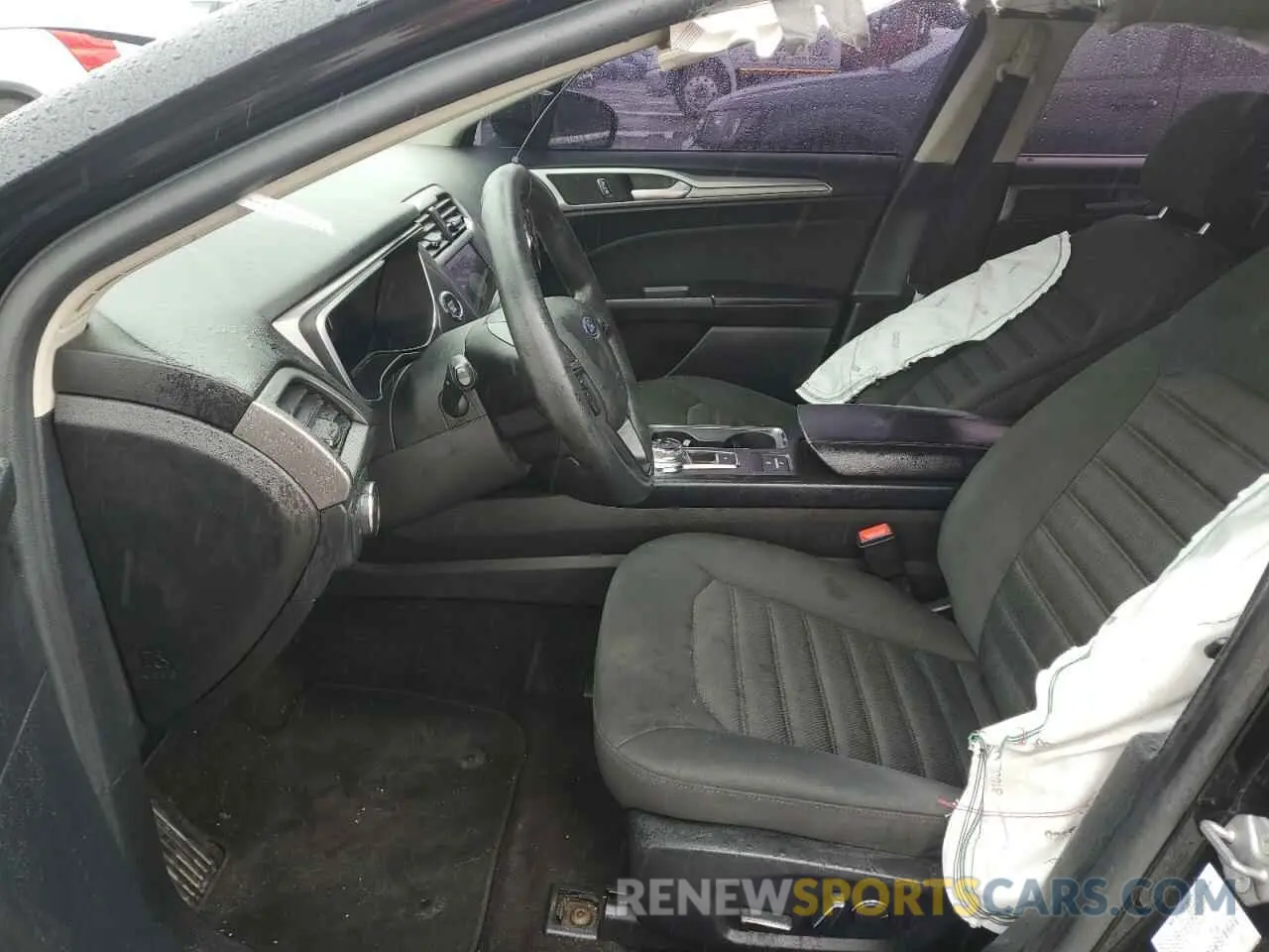 7 fotografías del automóvil dañado 3FA6P0LU3KR167210 FORD FUSION 2019