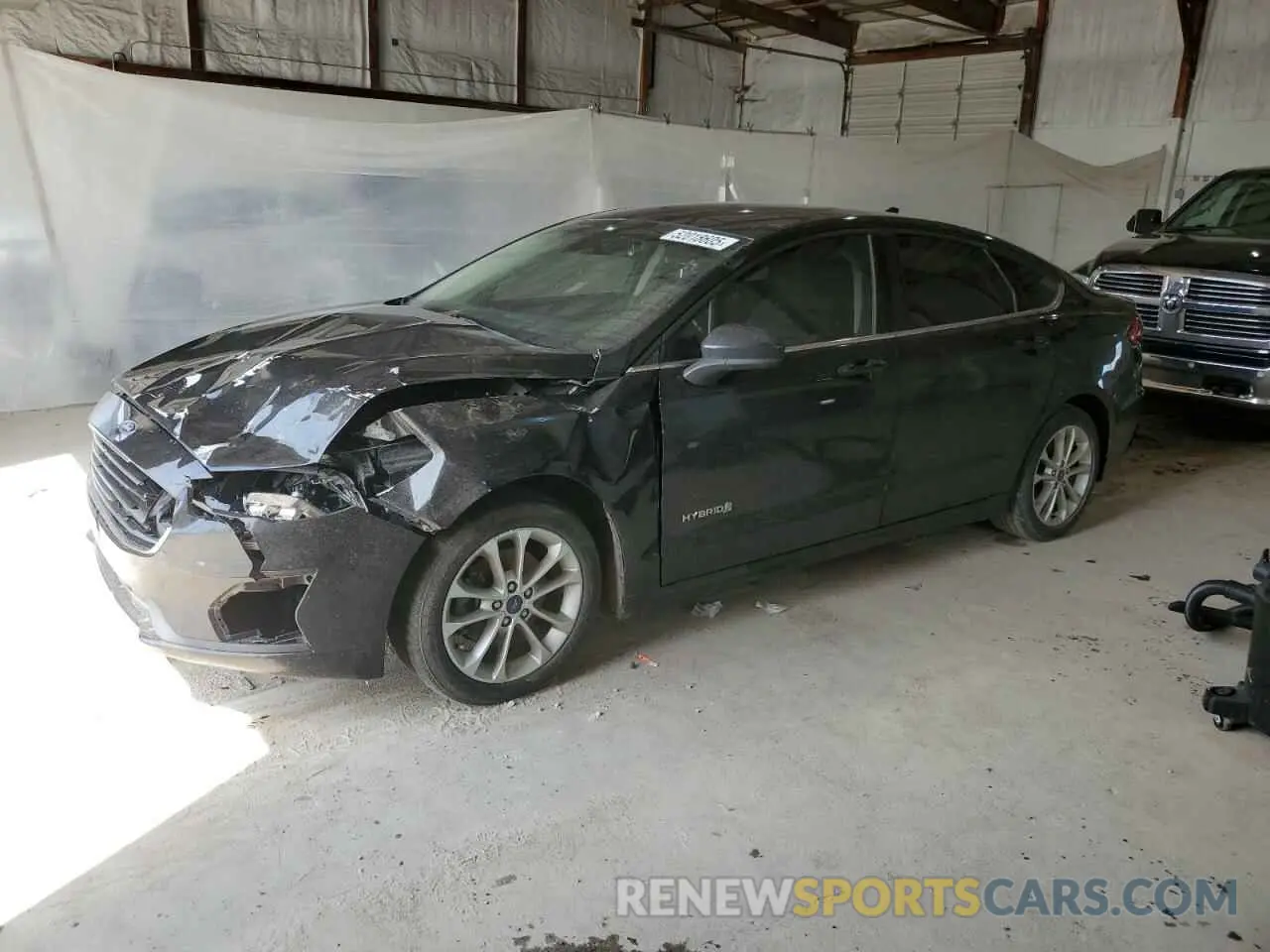 1 fotografías del automóvil dañado 3FA6P0LU3KR226062 FORD FUSION 2019