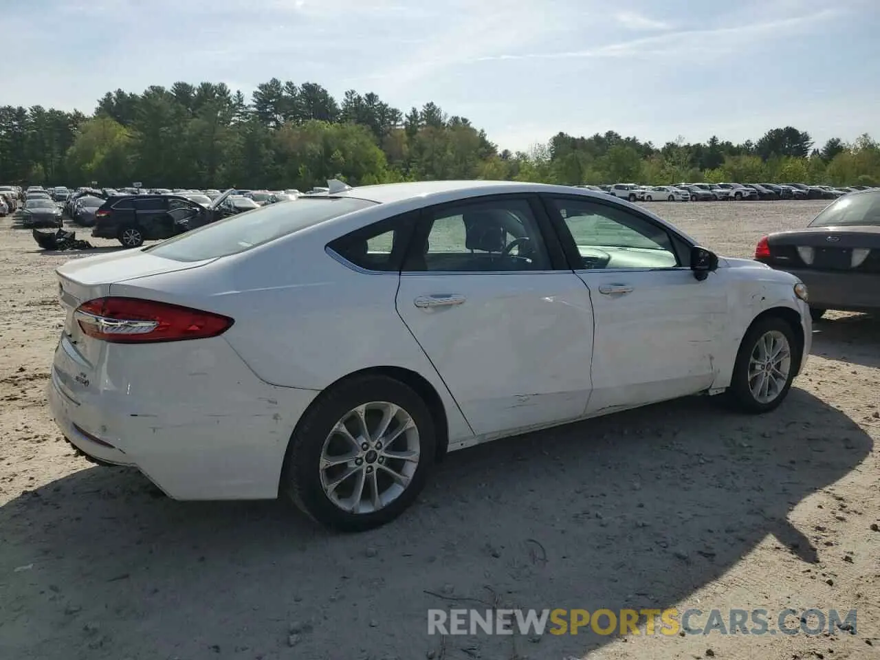 3 fotografías del automóvil dañado 3FA6P0LU4KR262729 FORD FUSION 2019