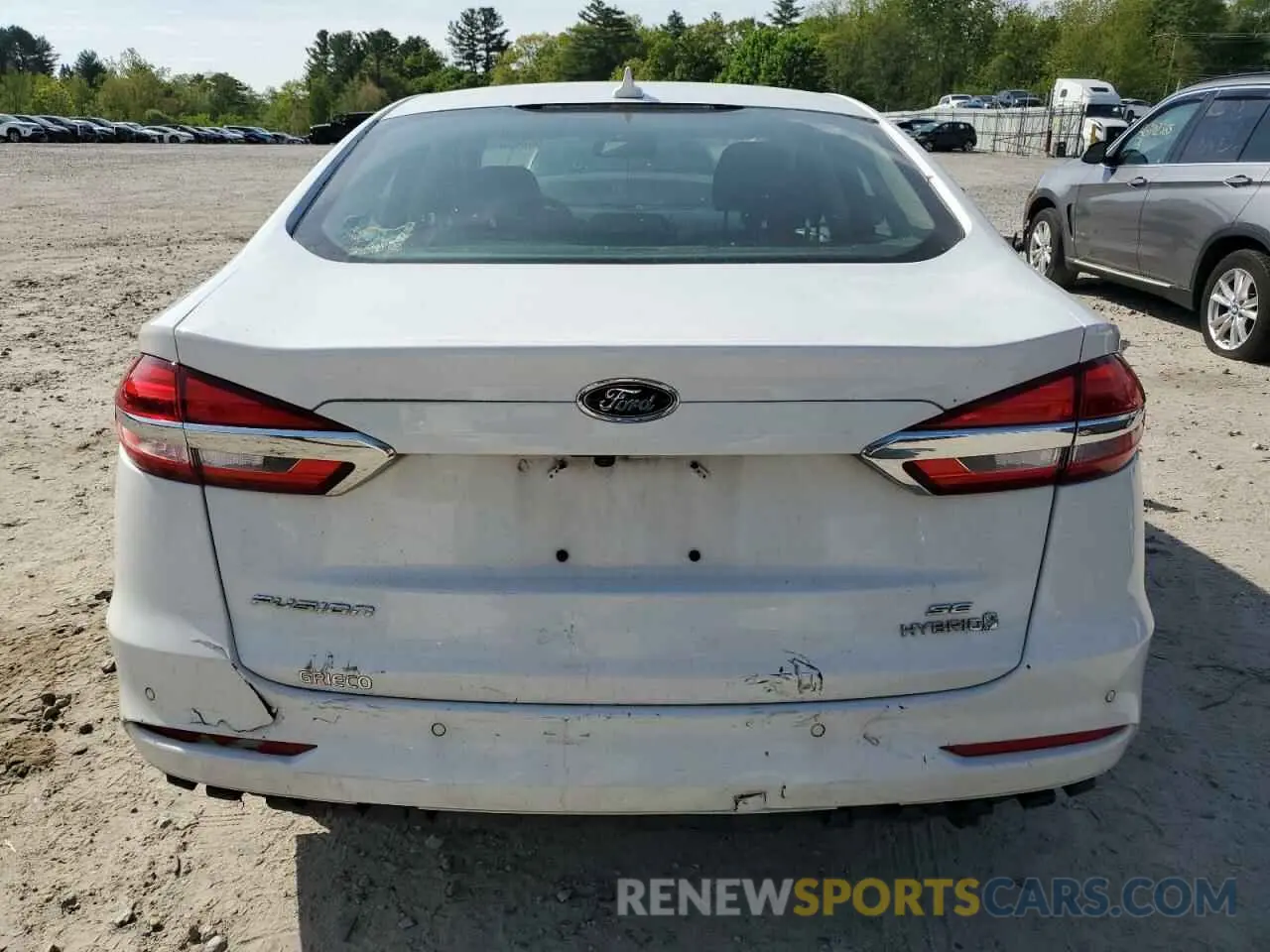 6 fotografías del automóvil dañado 3FA6P0LU4KR262729 FORD FUSION 2019