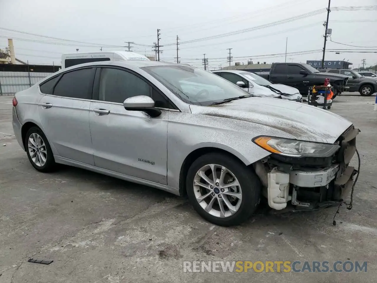4 fotografías del automóvil dañado 3FA6P0LU4KR265436 FORD FUSION 2019