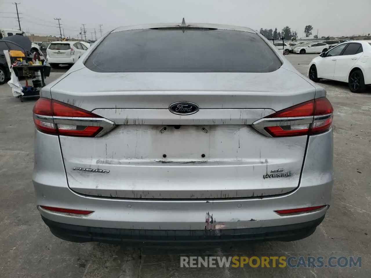 6 fotografías del automóvil dañado 3FA6P0LU4KR265436 FORD FUSION 2019