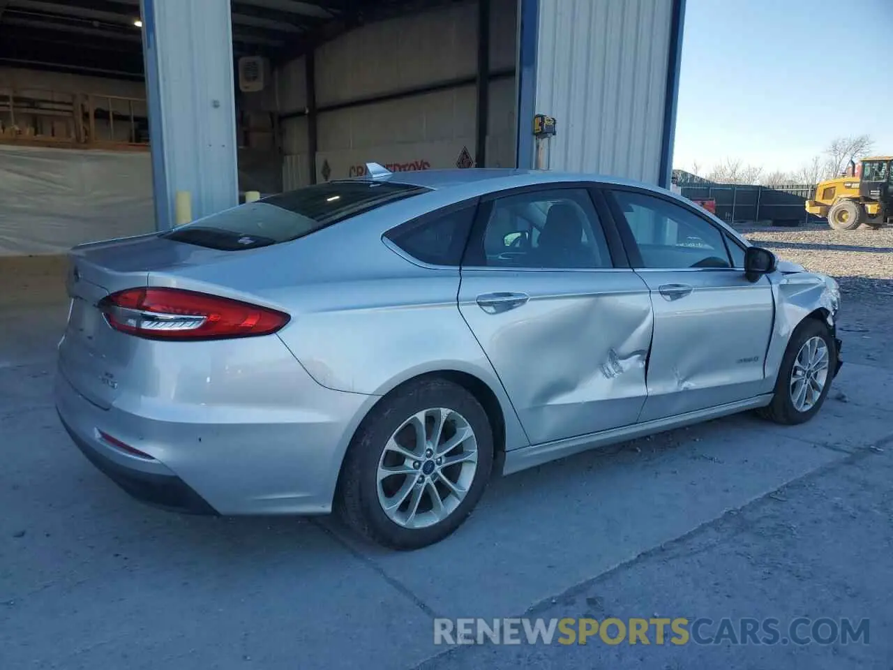 3 fotografías del automóvil dañado 3FA6P0LU5KR117165 FORD FUSION 2019