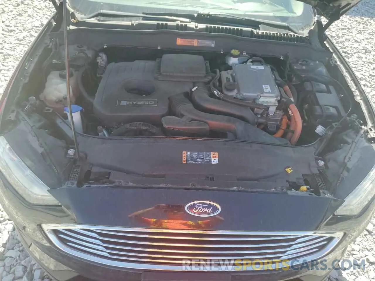 11 fotografías del automóvil dañado 3FA6P0LU5KR121068 FORD FUSION 2019