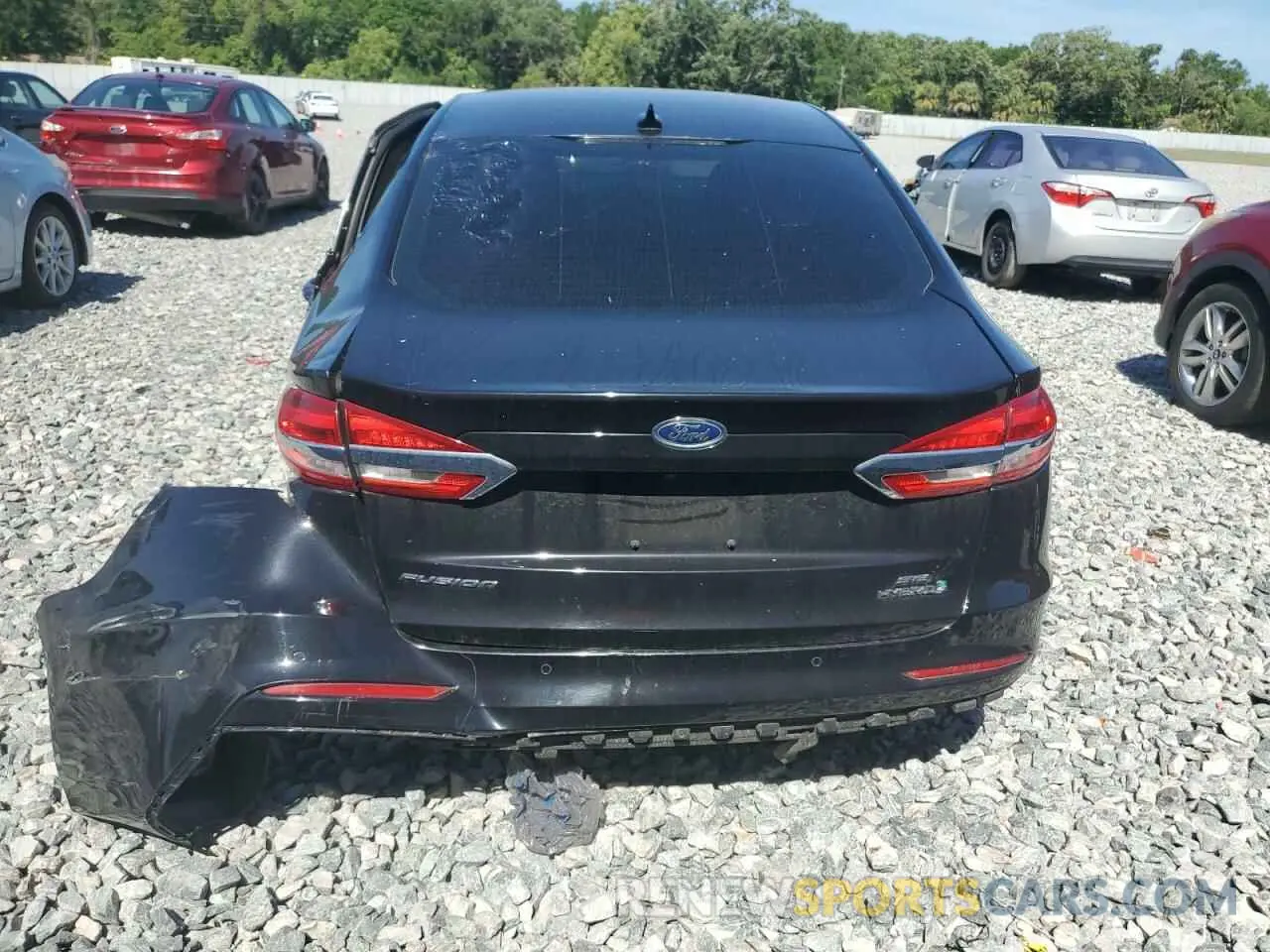 6 fotografías del automóvil dañado 3FA6P0LU5KR121068 FORD FUSION 2019