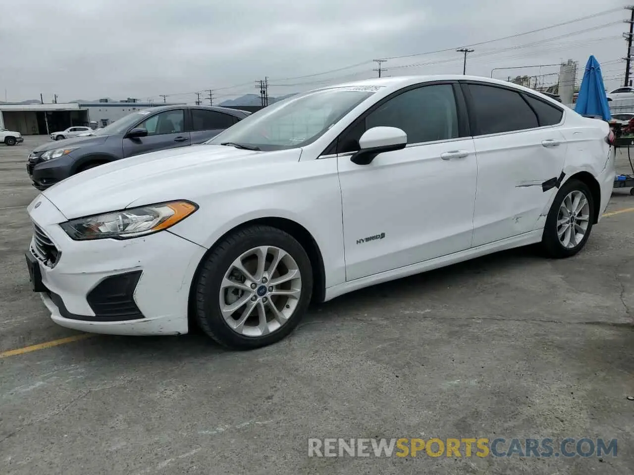 1 fotografías del automóvil dañado 3FA6P0LU5KR137836 FORD FUSION 2019