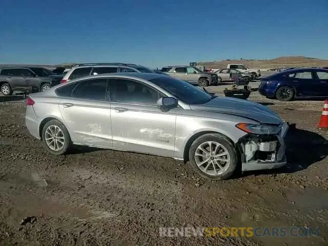 11 fotografías del automóvil dañado 3FA6P0LU5KR205570 FORD FUSION 2019