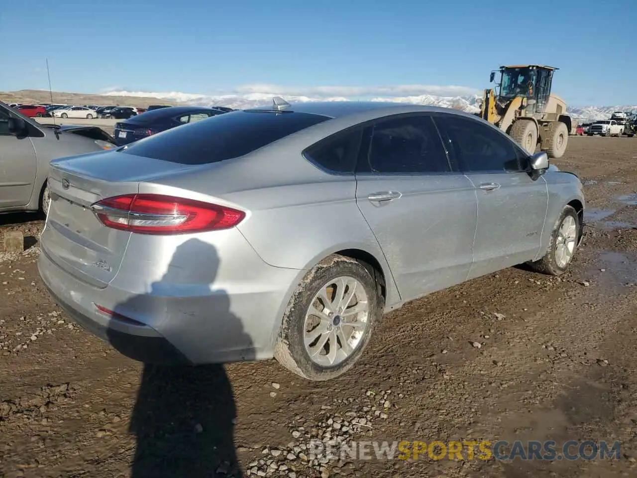 3 fotografías del automóvil dañado 3FA6P0LU5KR205570 FORD FUSION 2019