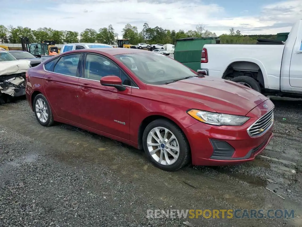 4 fotografías del automóvil dañado 3FA6P0LU5KR240917 FORD FUSION 2019