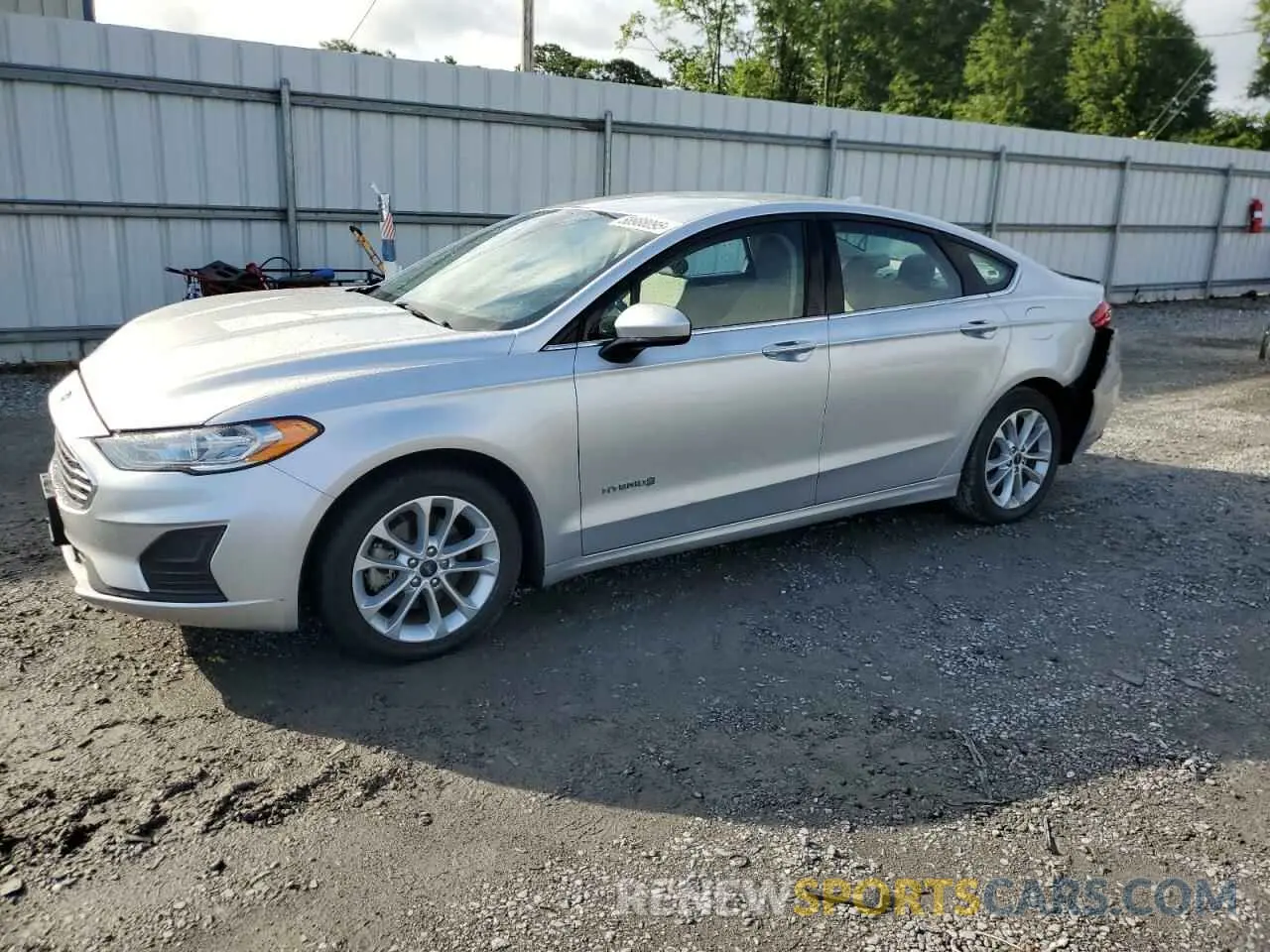 1 fotografías del automóvil dañado 3FA6P0LU6KR226069 FORD FUSION 2019