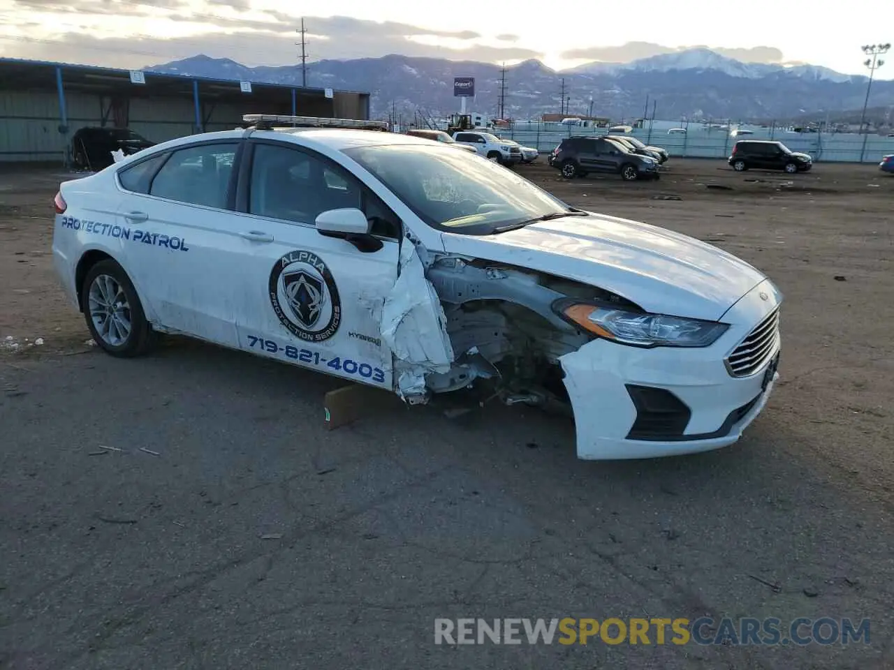 4 fotografías del automóvil dañado 3FA6P0LU6KR263171 FORD FUSION 2019