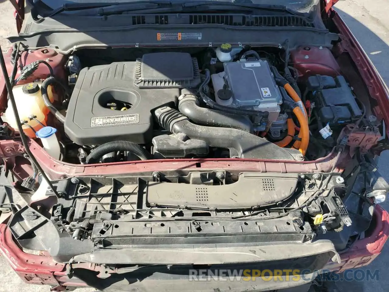 11 fotografías del automóvil dañado 3FA6P0LU6KR263901 FORD FUSION 2019
