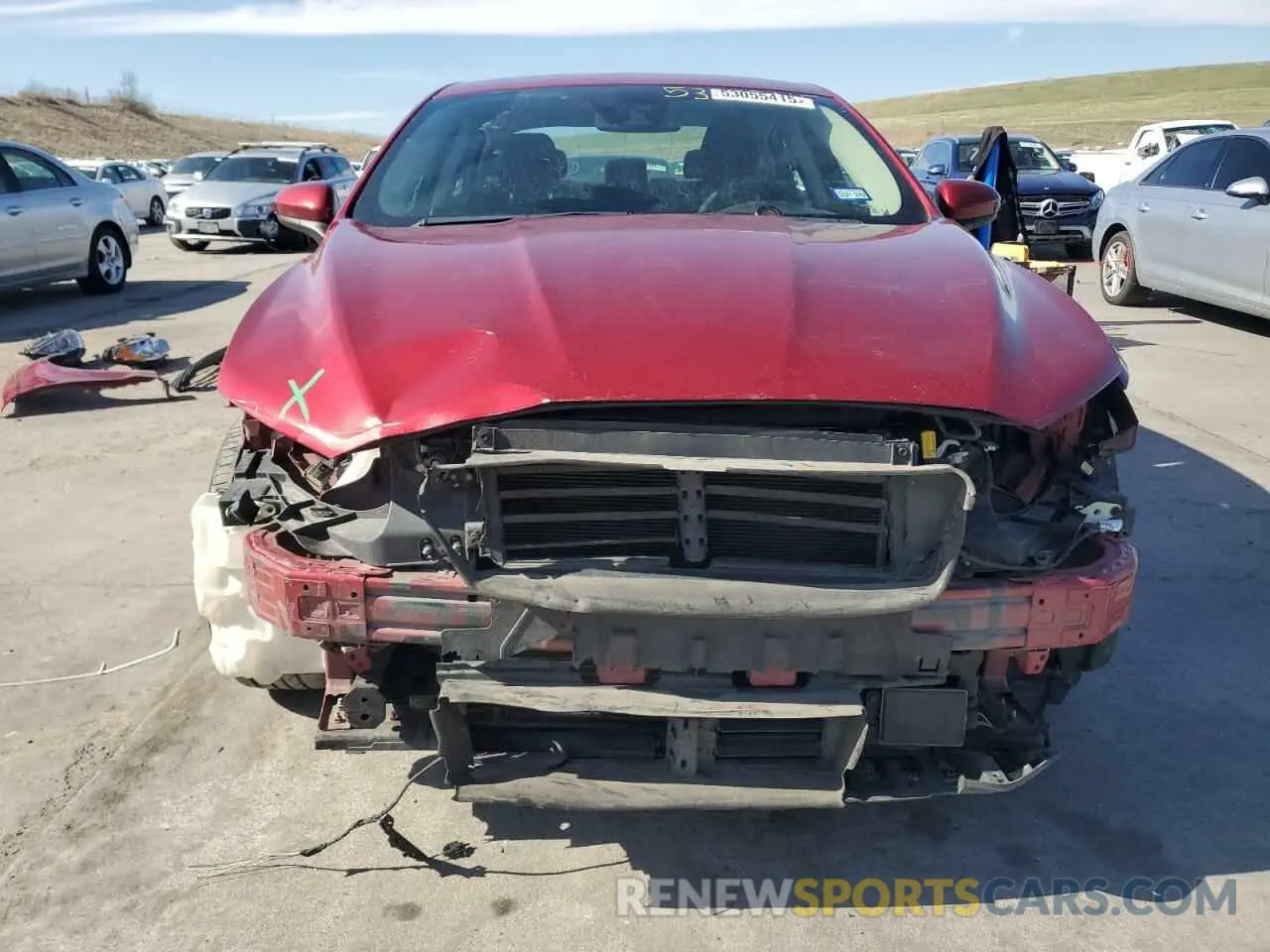 5 fotografías del automóvil dañado 3FA6P0LU6KR263901 FORD FUSION 2019