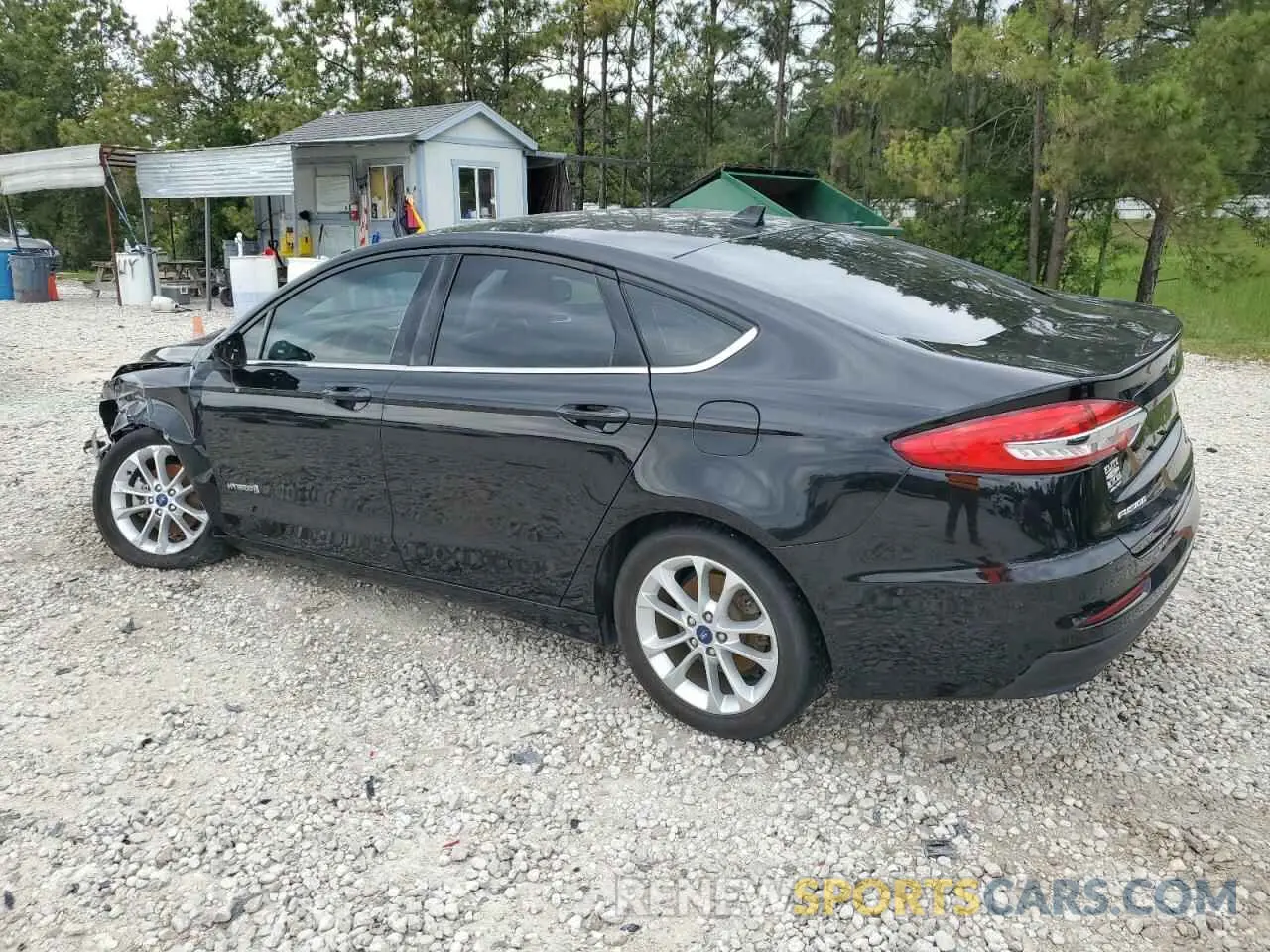 2 fotografías del automóvil dañado 3FA6P0LU8KR109528 FORD FUSION 2019