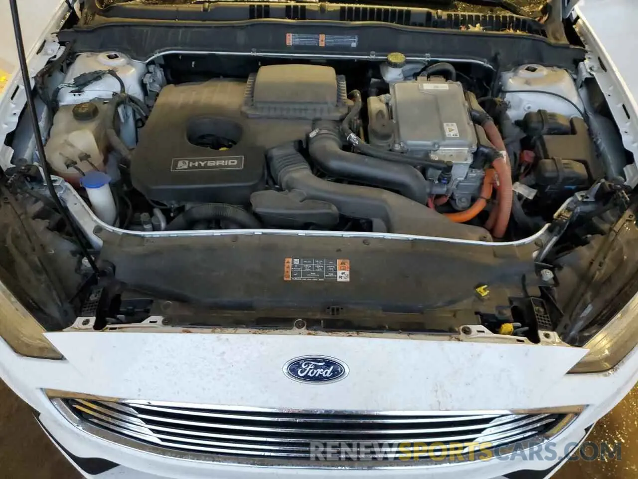 11 fotografías del automóvil dañado 3FA6P0LU8KR147521 FORD FUSION 2019