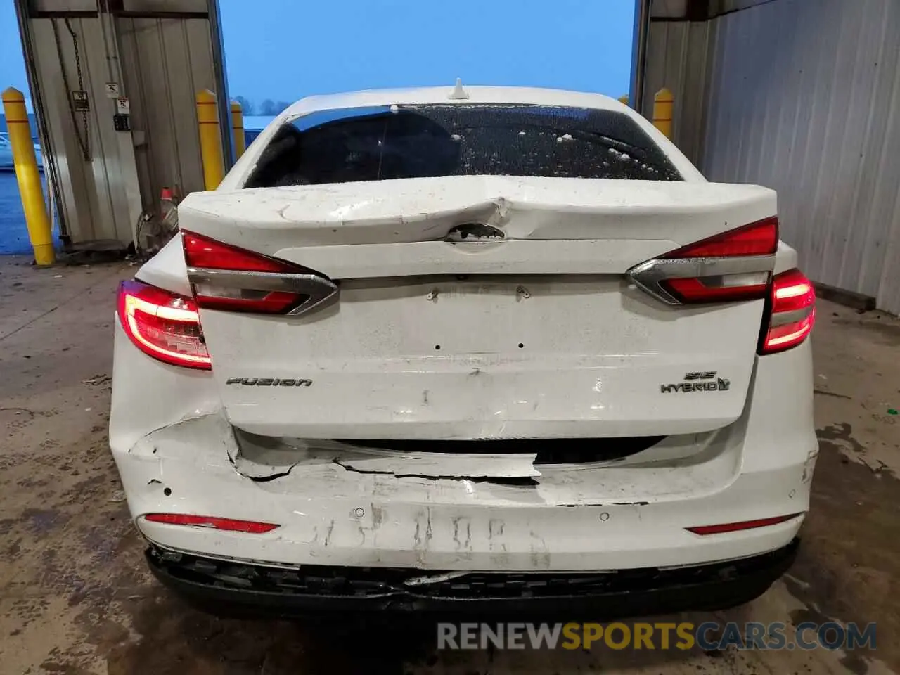6 fotografías del automóvil dañado 3FA6P0LU8KR147521 FORD FUSION 2019
