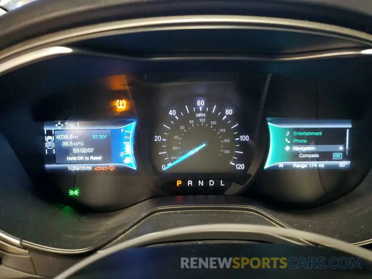 9 fotografías del automóvil dañado 3FA6P0LU8KR147521 FORD FUSION 2019