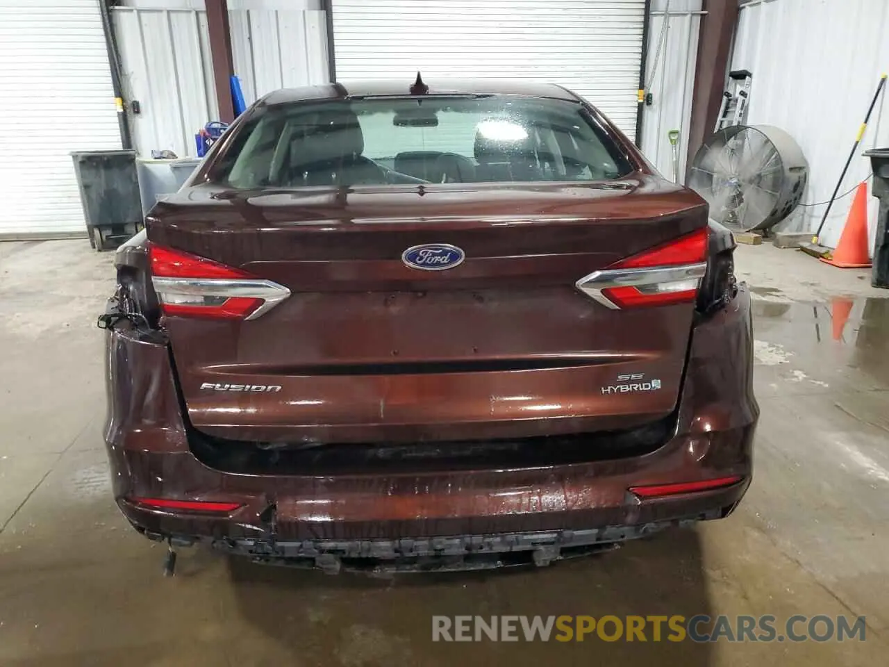 6 fotografías del automóvil dañado 3FA6P0LU8KR195634 FORD FUSION 2019