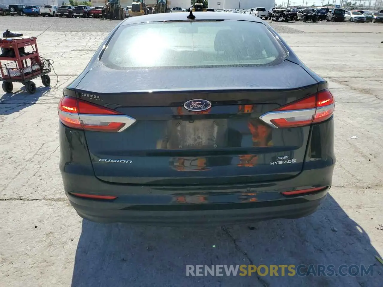 6 fotografías del automóvil dañado 3FA6P0LU8KR238482 FORD FUSION 2019