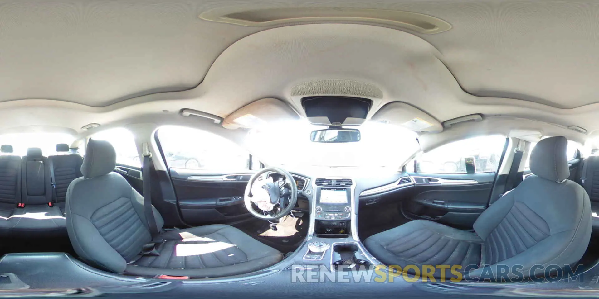 14 fotografías del automóvil dañado 3FA6P0LU9KR117248 FORD FUSION 2019