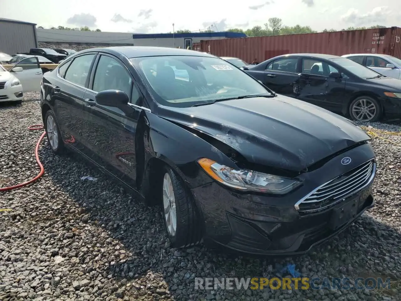 4 fotografías del automóvil dañado 3FA6P0LU9KR117248 FORD FUSION 2019