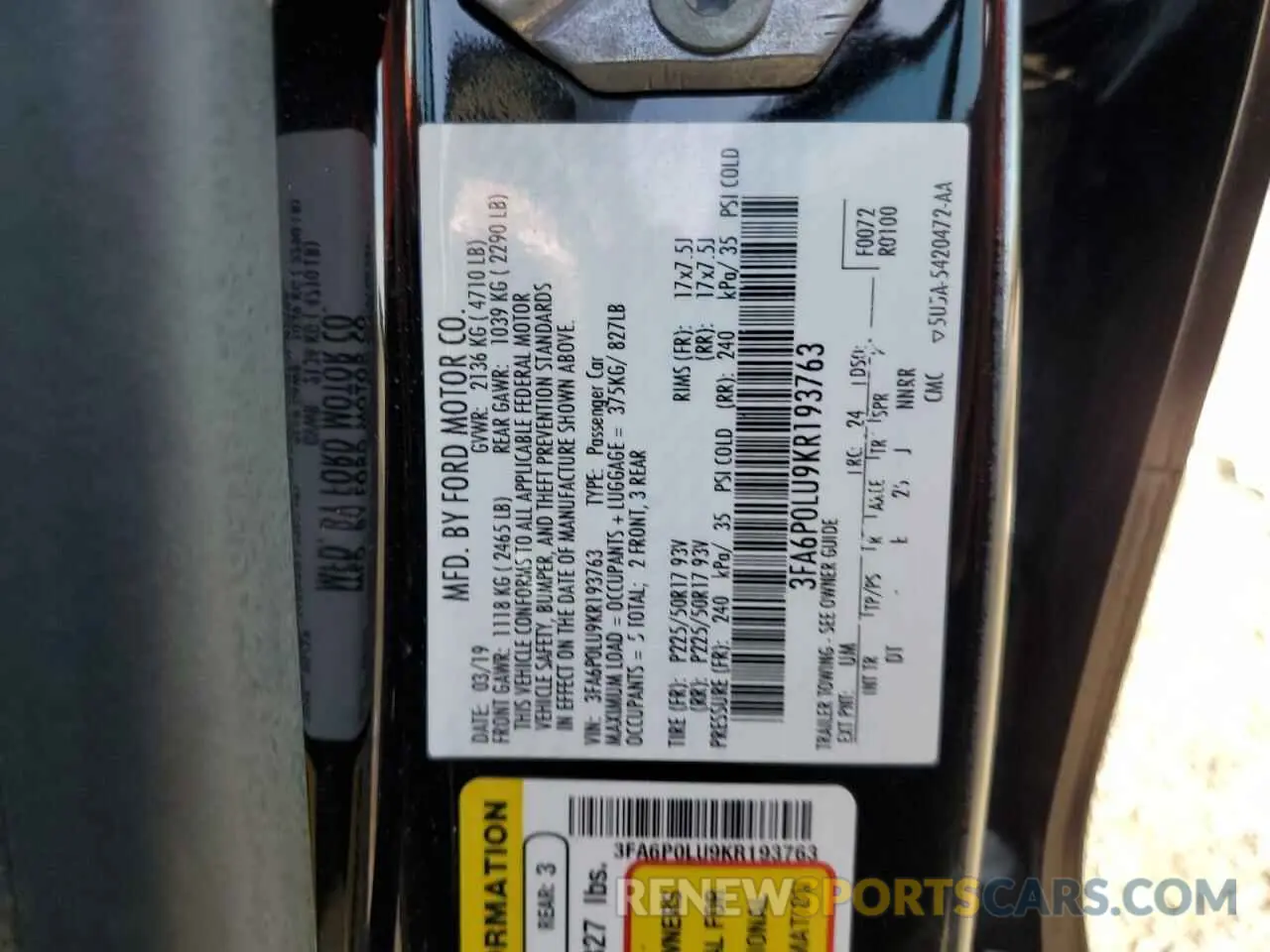 12 fotografías del automóvil dañado 3FA6P0LU9KR193763 FORD FUSION 2019