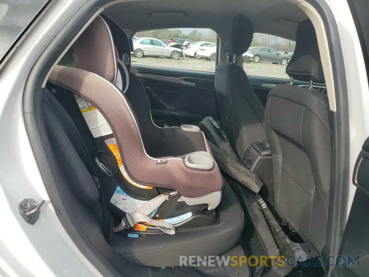 10 fotografías del automóvil dañado 3FA6P0LU9KR219214 FORD FUSION 2019