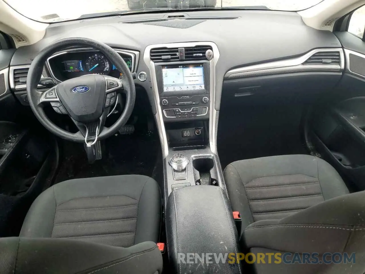 8 fotografías del automóvil dañado 3FA6P0LU9KR219214 FORD FUSION 2019