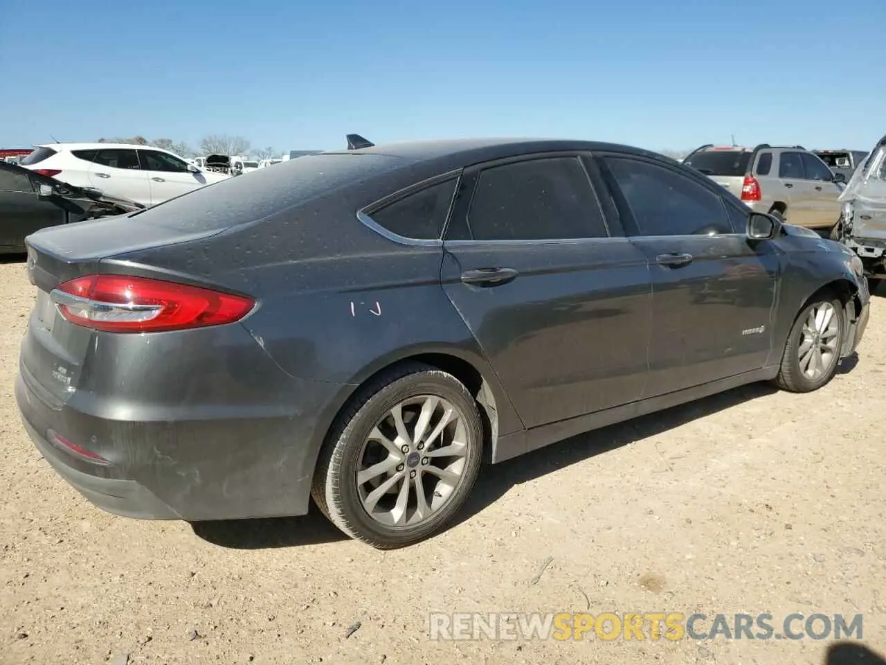 3 fotografías del automóvil dañado 3FA6P0LUXKR107053 FORD FUSION 2019
