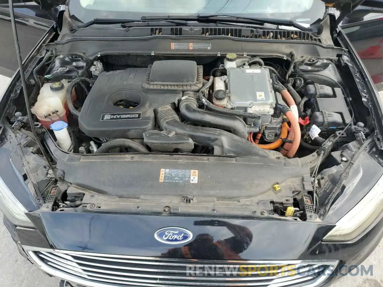 11 fotografías del automóvil dañado 3FA6P0LUXKR243750 FORD FUSION 2019