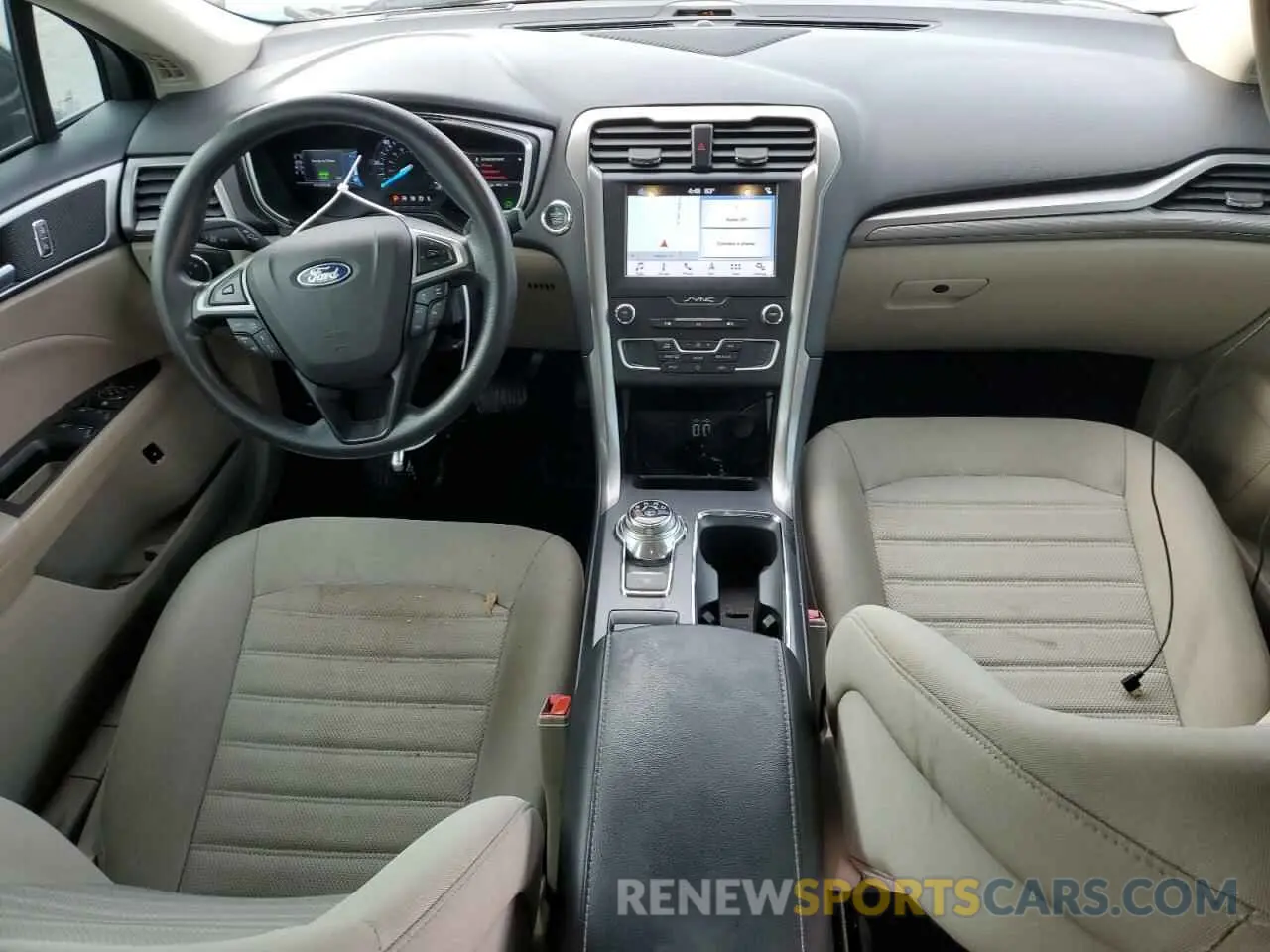 8 fotografías del automóvil dañado 3FA6P0LUXKR243750 FORD FUSION 2019