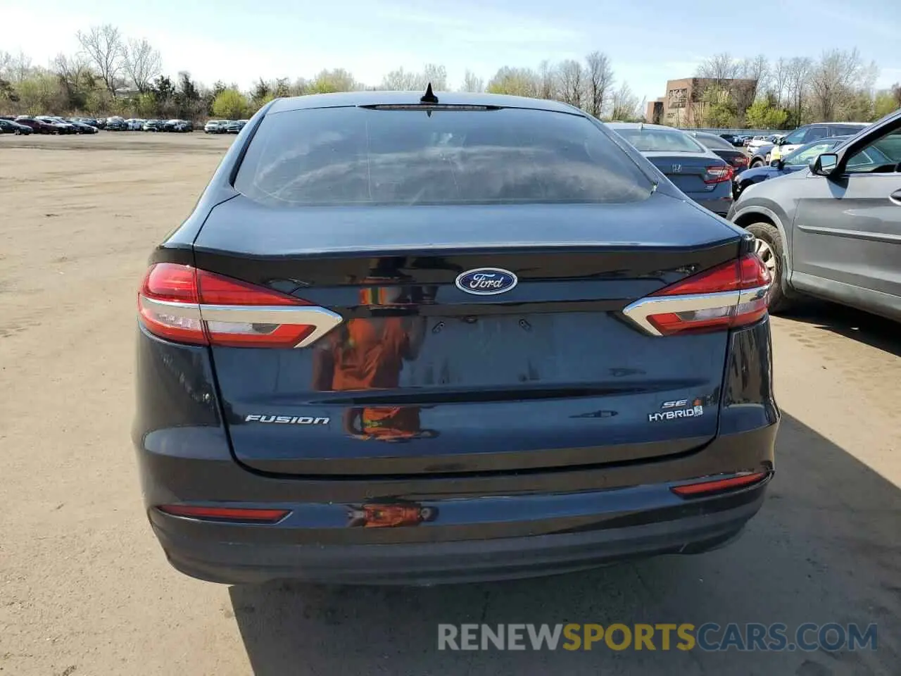 6 fotografías del automóvil dañado 3FA6P0LUXKR274464 FORD FUSION 2019