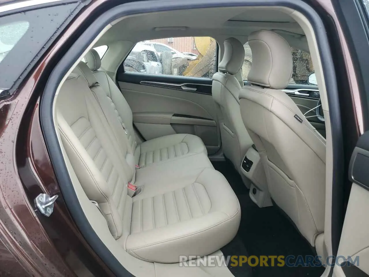 10 fotografías del automóvil dañado 3FA6P0MU3KR137395 FORD FUSION 2019