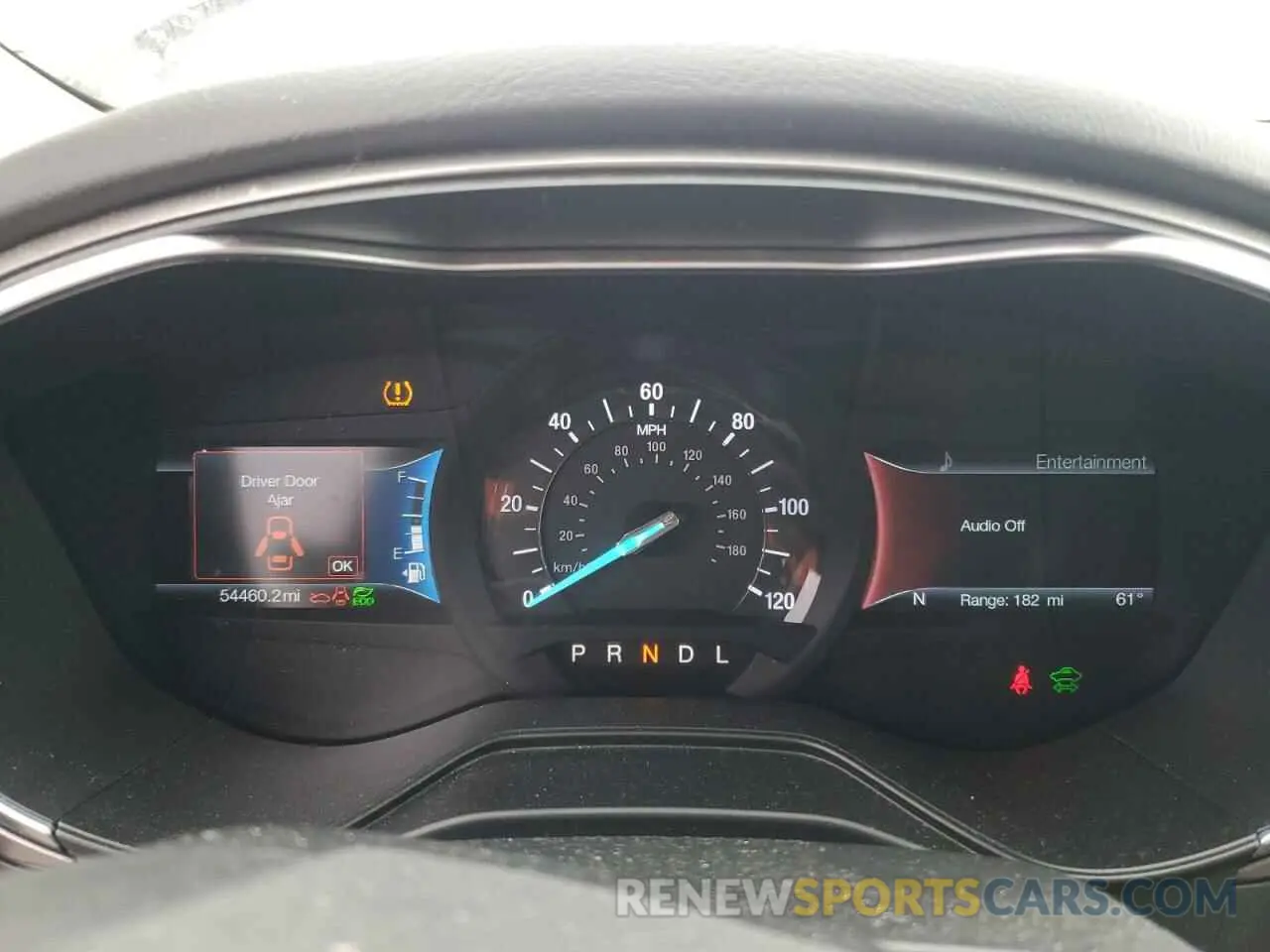 9 fotografías del automóvil dañado 3FA6P0MU3KR137395 FORD FUSION 2019