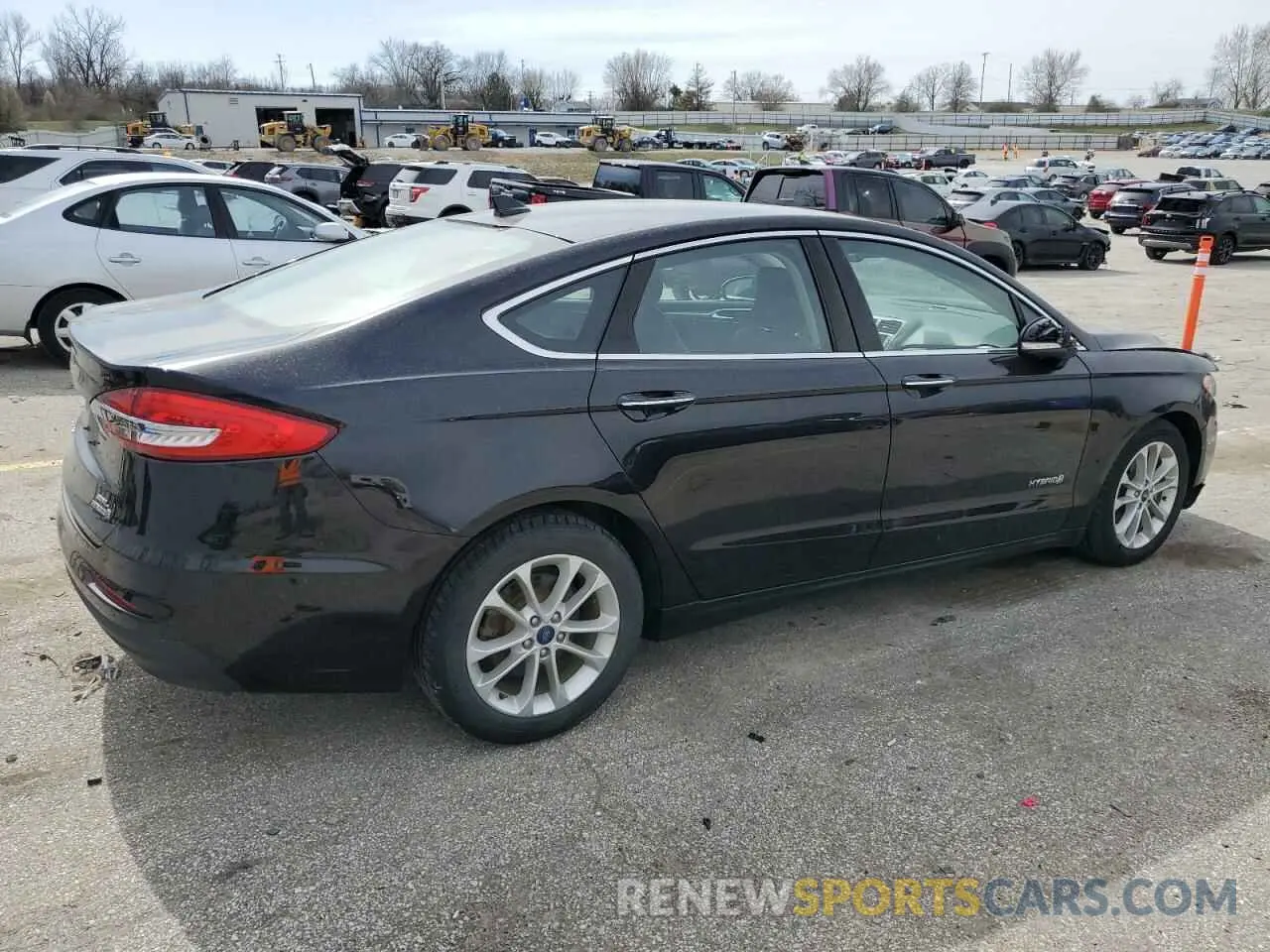 3 fotografías del automóvil dañado 3FA6P0MU3KR180750 FORD FUSION 2019