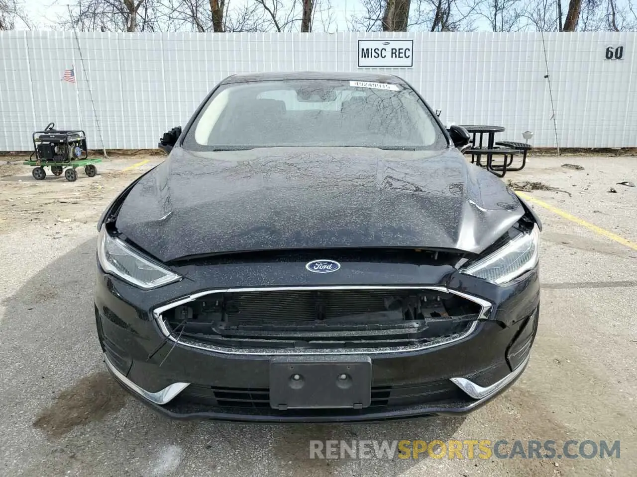 5 fotografías del automóvil dañado 3FA6P0MU3KR180750 FORD FUSION 2019