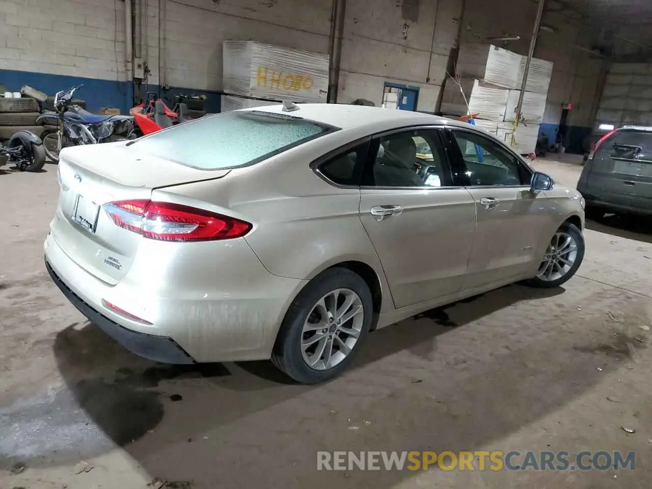 3 fotografías del automóvil dañado 3FA6P0MU8KR257967 FORD FUSION 2019