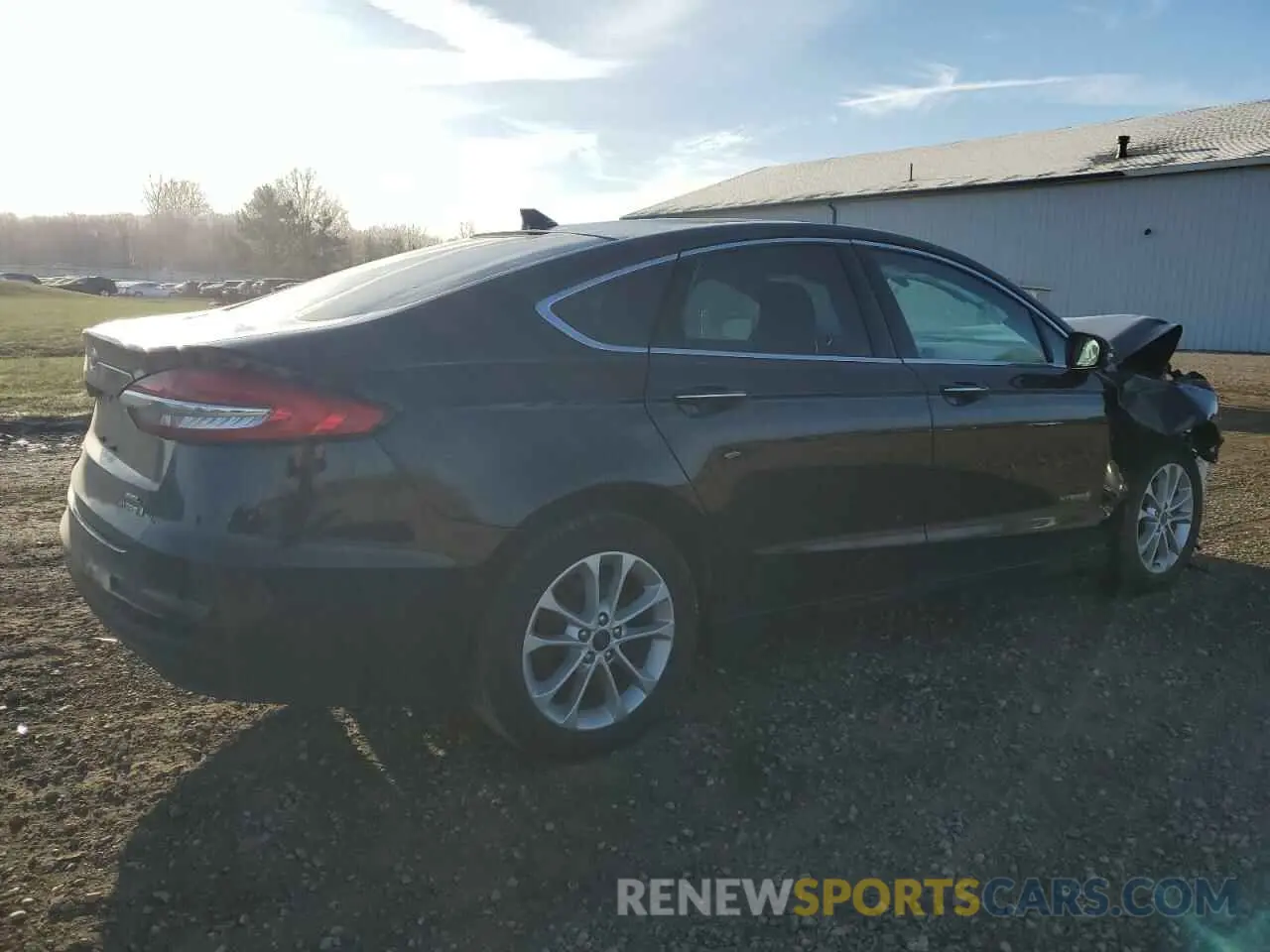 3 fotografías del automóvil dañado 3FA6P0MUXKR131383 FORD FUSION 2019
