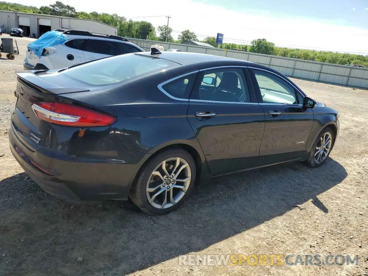 3 fotografías del automóvil dañado 3FA6P0RU1KR243210 FORD FUSION 2019