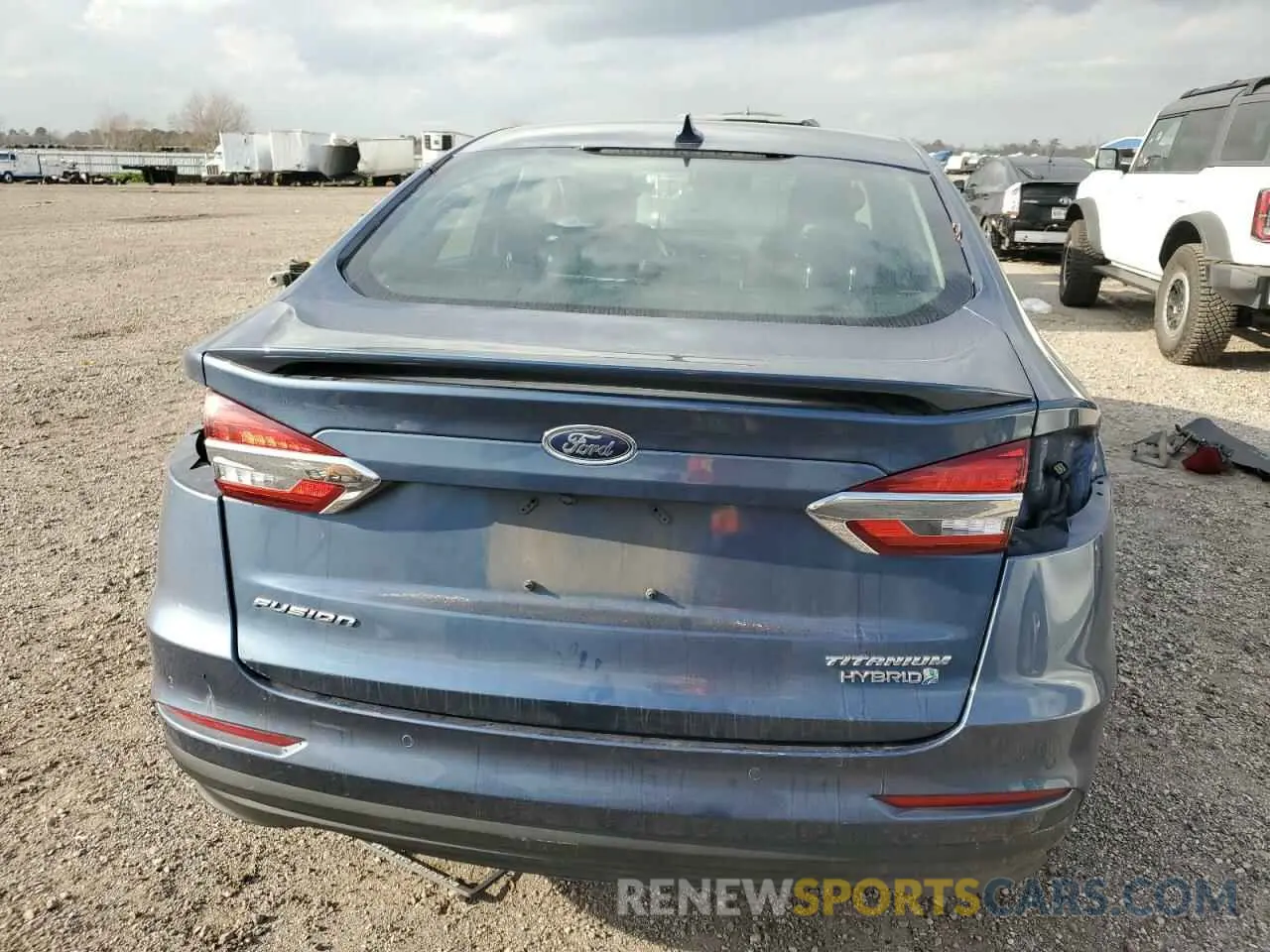 6 fotografías del automóvil dañado 3FA6P0RU3KR260316 FORD FUSION 2019