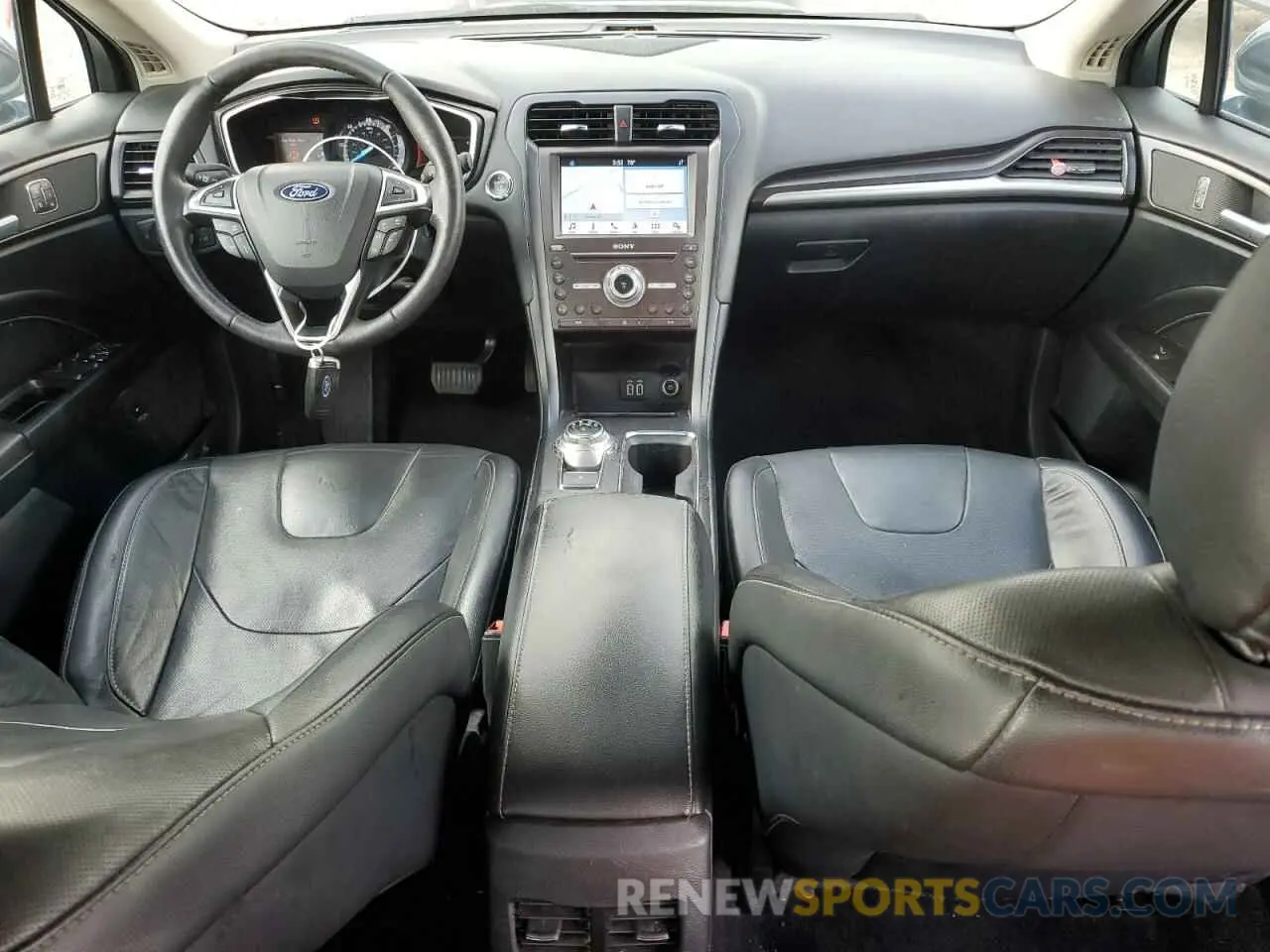 8 fotografías del automóvil dañado 3FA6P0RU3KR260316 FORD FUSION 2019