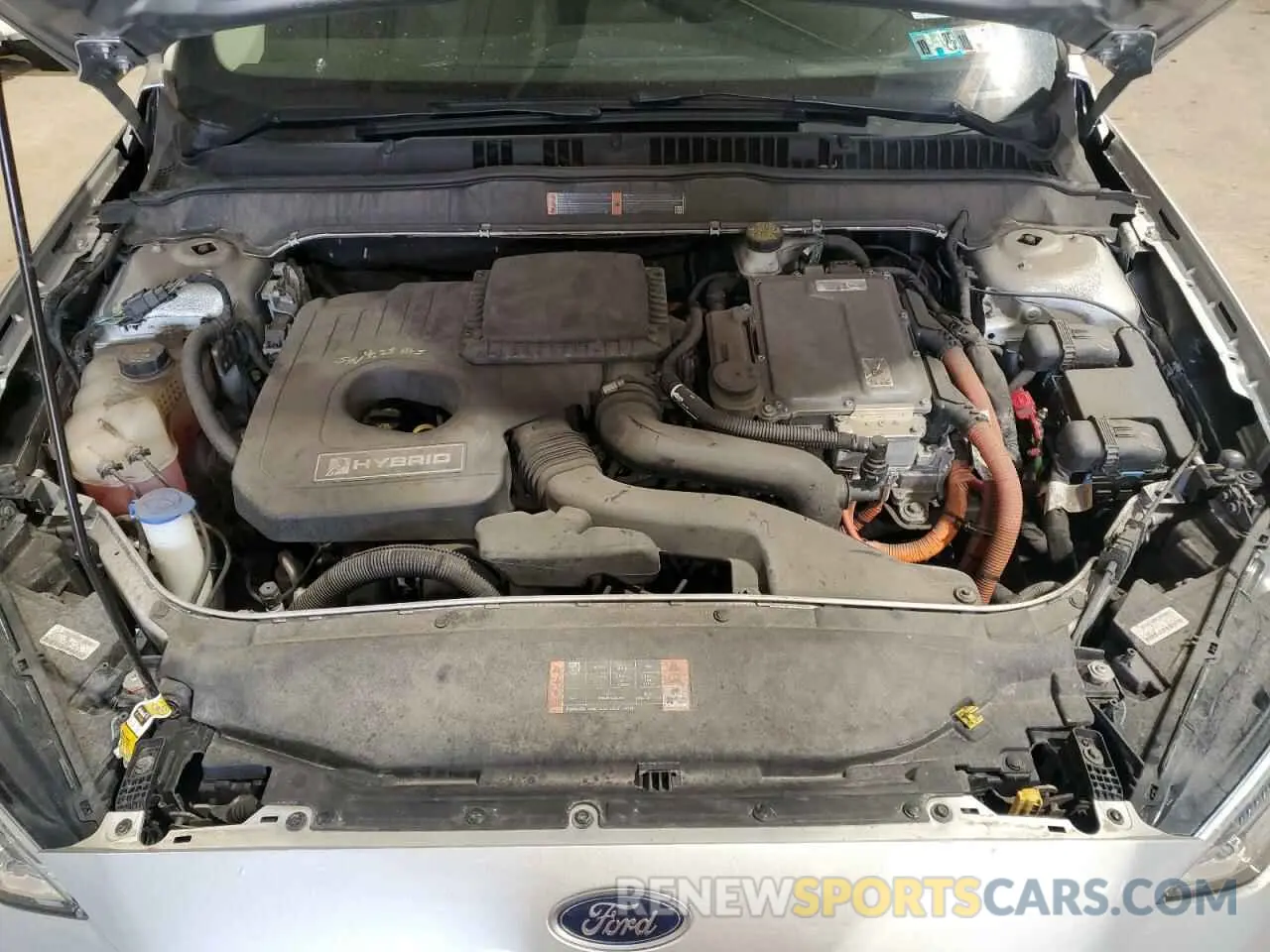 12 fotografías del automóvil dañado 3FA6P0RU5KR138895 FORD FUSION 2019