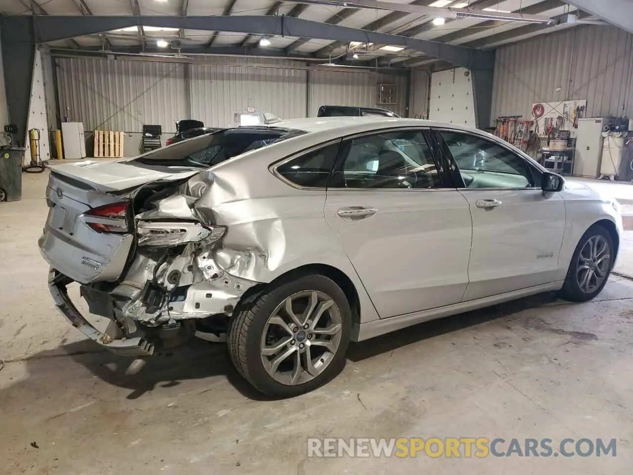 3 fotografías del automóvil dañado 3FA6P0RU5KR138895 FORD FUSION 2019