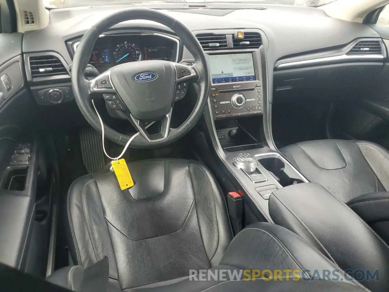 8 fotografías del automóvil dañado 3FA6P0RU6KR106828 FORD FUSION 2019