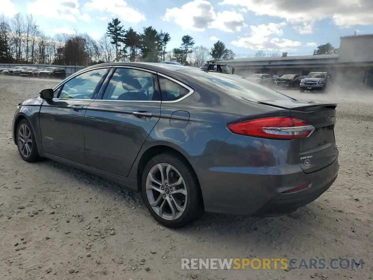 2 fotografías del automóvil dañado 3FA6P0RU8KR107012 FORD FUSION 2019